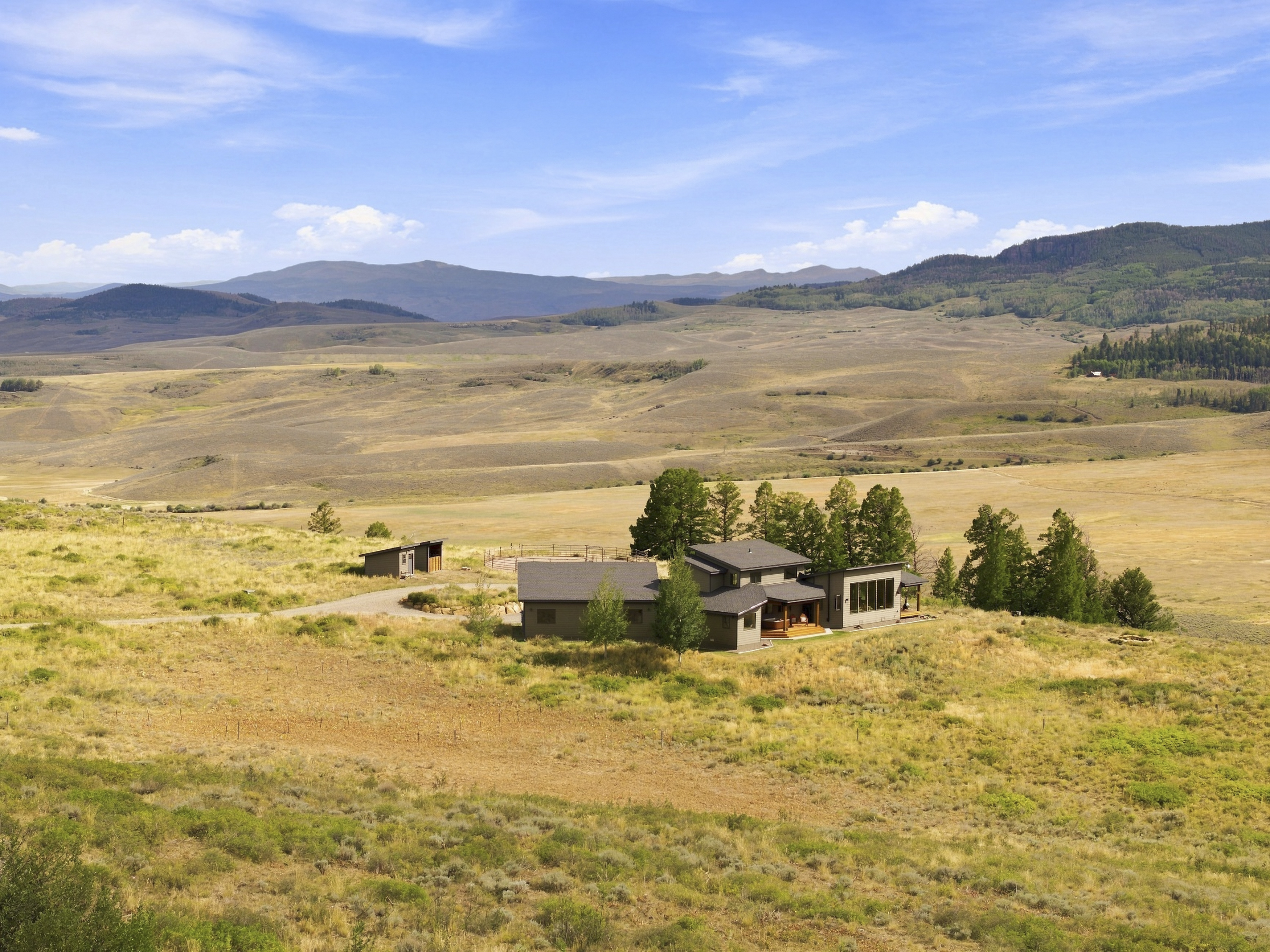  A True Colorado Legacy Property on 35 Acres - 物件實景