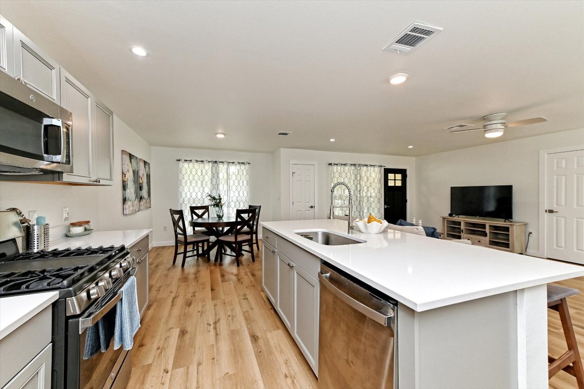 Austin, Texas, 78745, United States, 3 Bedrooms Bedrooms, ,2 BathroomsBathrooms,Residential,For Sale,1778818