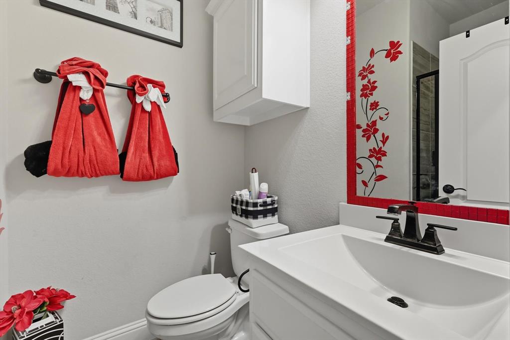 Fate, Texas, 75087, United States, 6 Bedrooms Bedrooms, ,4 BathroomsBathrooms,Residential,For Sale,1974909