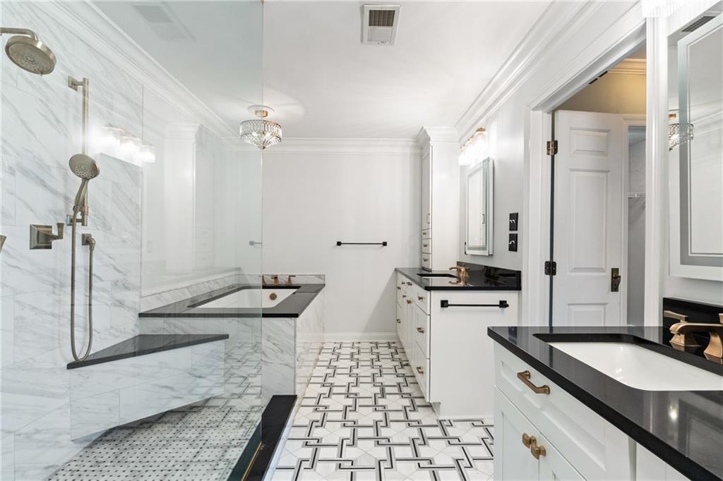 Roswell, Georgia, 30075, United States, 2 Bedrooms Bedrooms, ,3 BathroomsBathrooms,Residential,For Sale,1928798