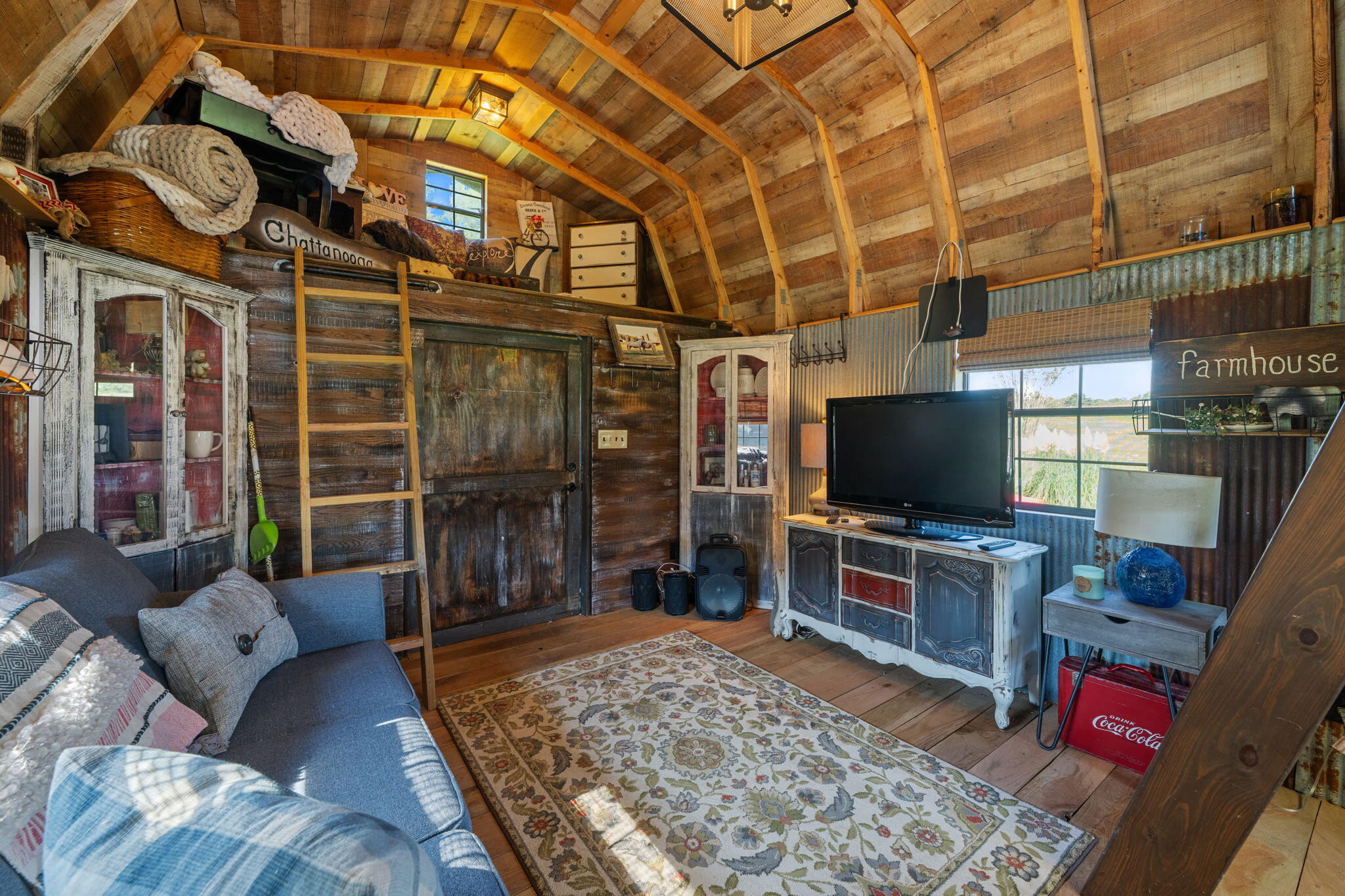 Harrison, Tennessee, 37341, United States, 4 Bedrooms Bedrooms, ,4 BathroomsBathrooms,Residential,For Sale,1951177