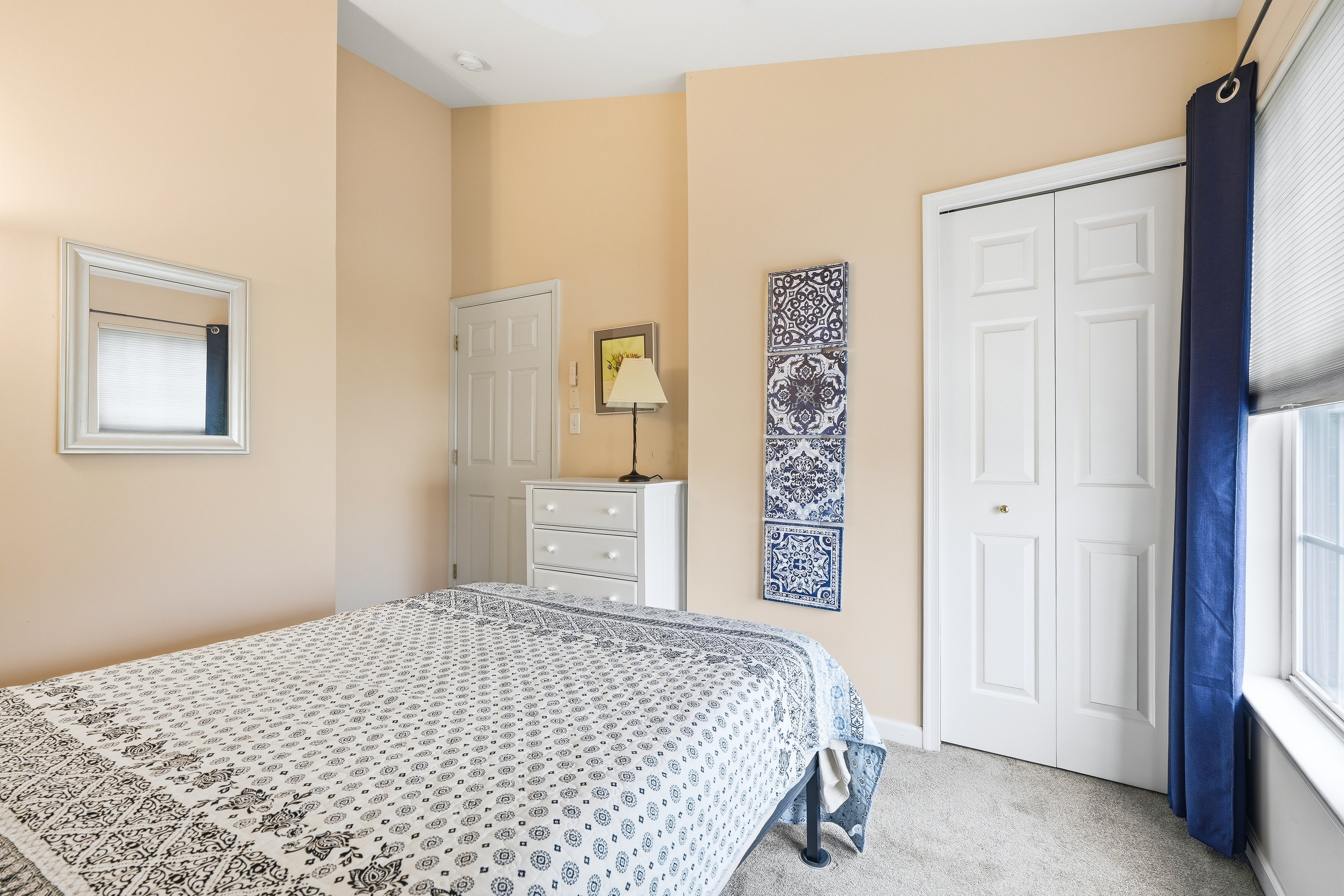  Immaculate & Beautifully Maintained Townhouse in Cedar Glen - 物件實景