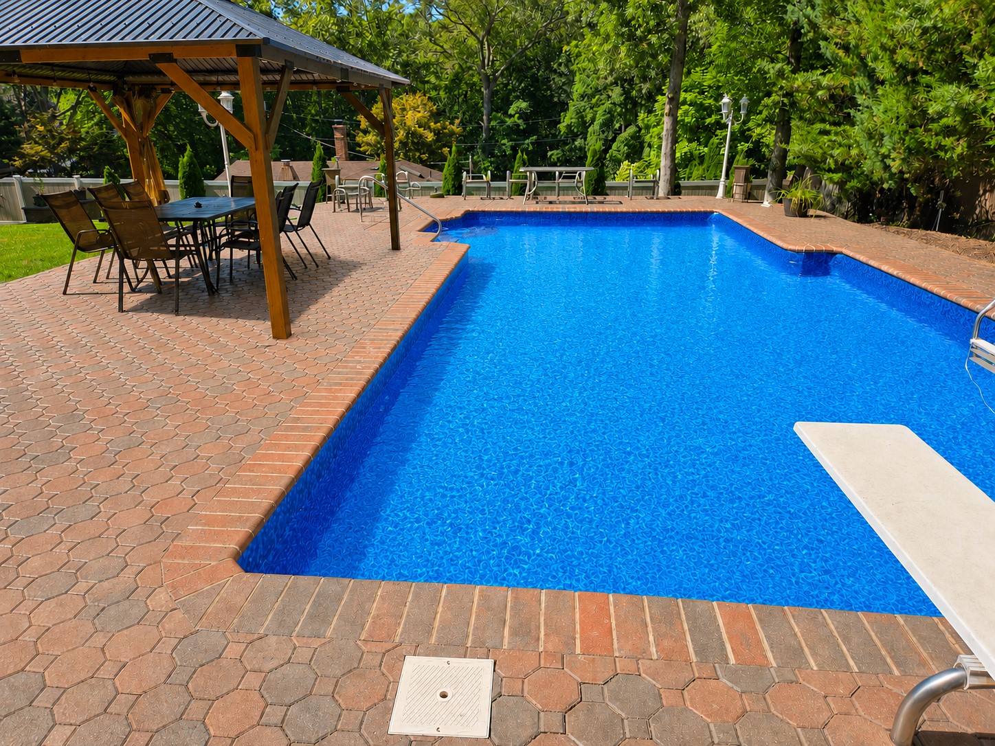 Middle Island, New York, 11953, United States, 4 Bedrooms Bedrooms, ,4 BathroomsBathrooms,Residential,For Sale,2049194