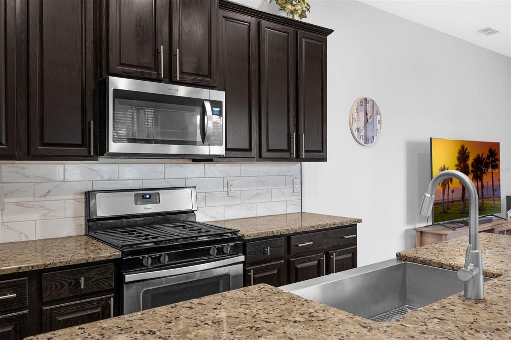 Groveland, Florida, 34736, United States, 4 Bedrooms Bedrooms, ,3 BathroomsBathrooms,Residential,For Sale,1932144