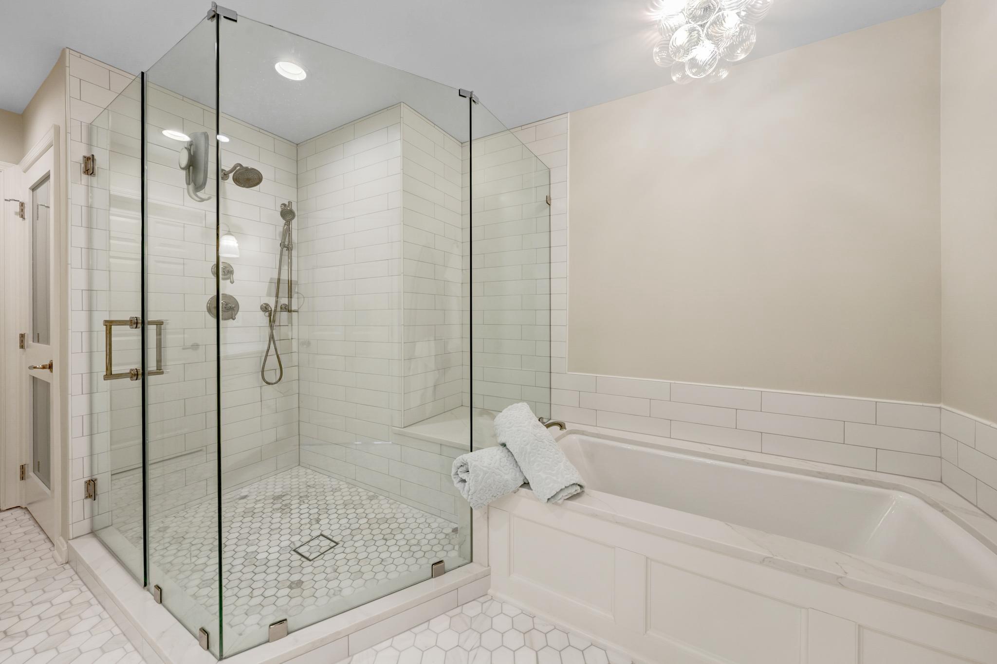  12076 Kinsley Place, Reston, VA, 20190 - 物件實景