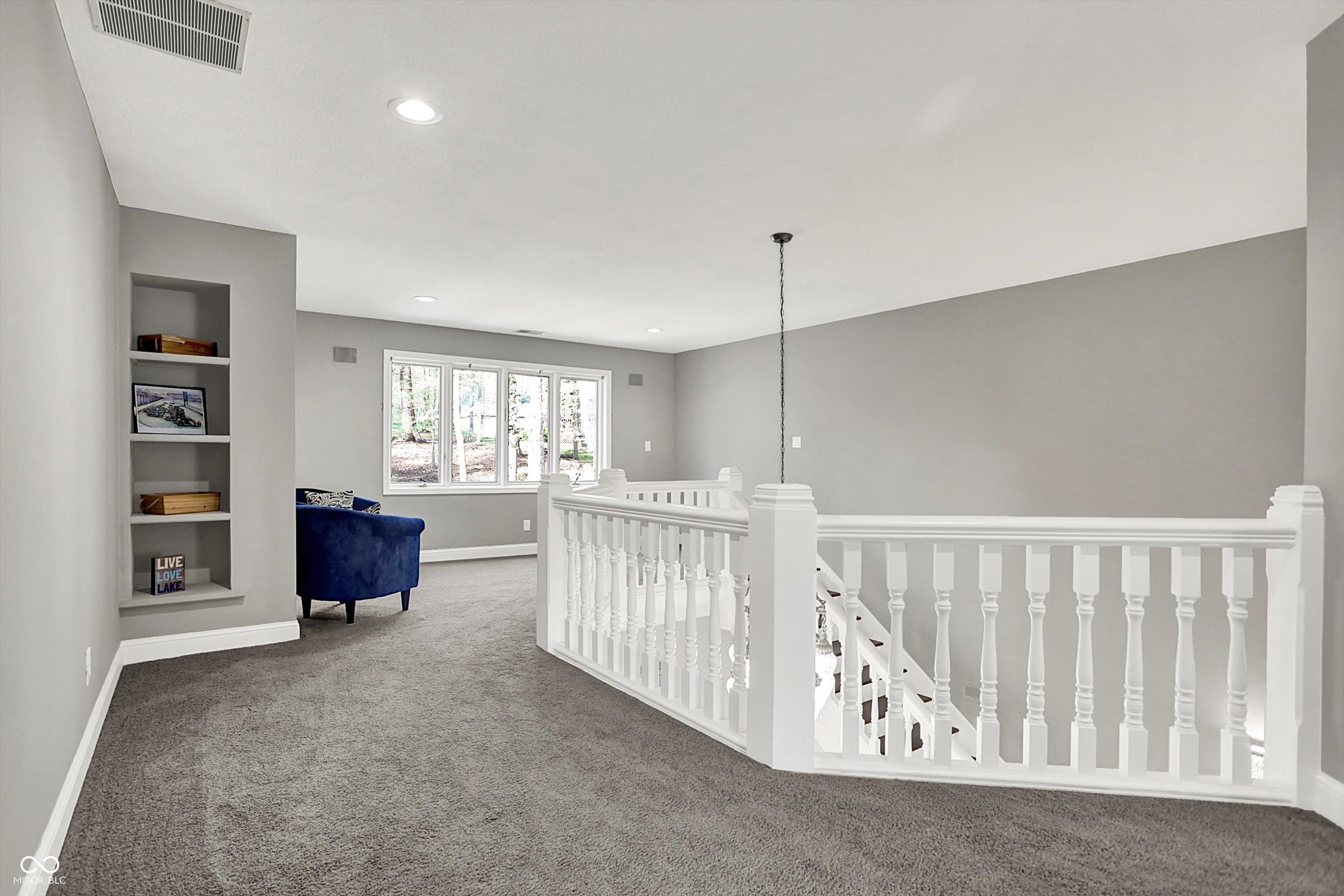 Trafalgar, Indiana, 46181, United States, 4 Bedrooms Bedrooms, ,4 BathroomsBathrooms,Residential,For Sale,1981773