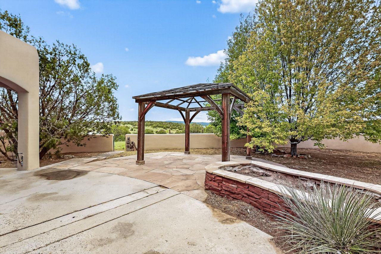 Edgewood, New Mexico, 87015, United States, 3 Bedrooms Bedrooms, ,4 BathroomsBathrooms,Residential,For Sale,1906900