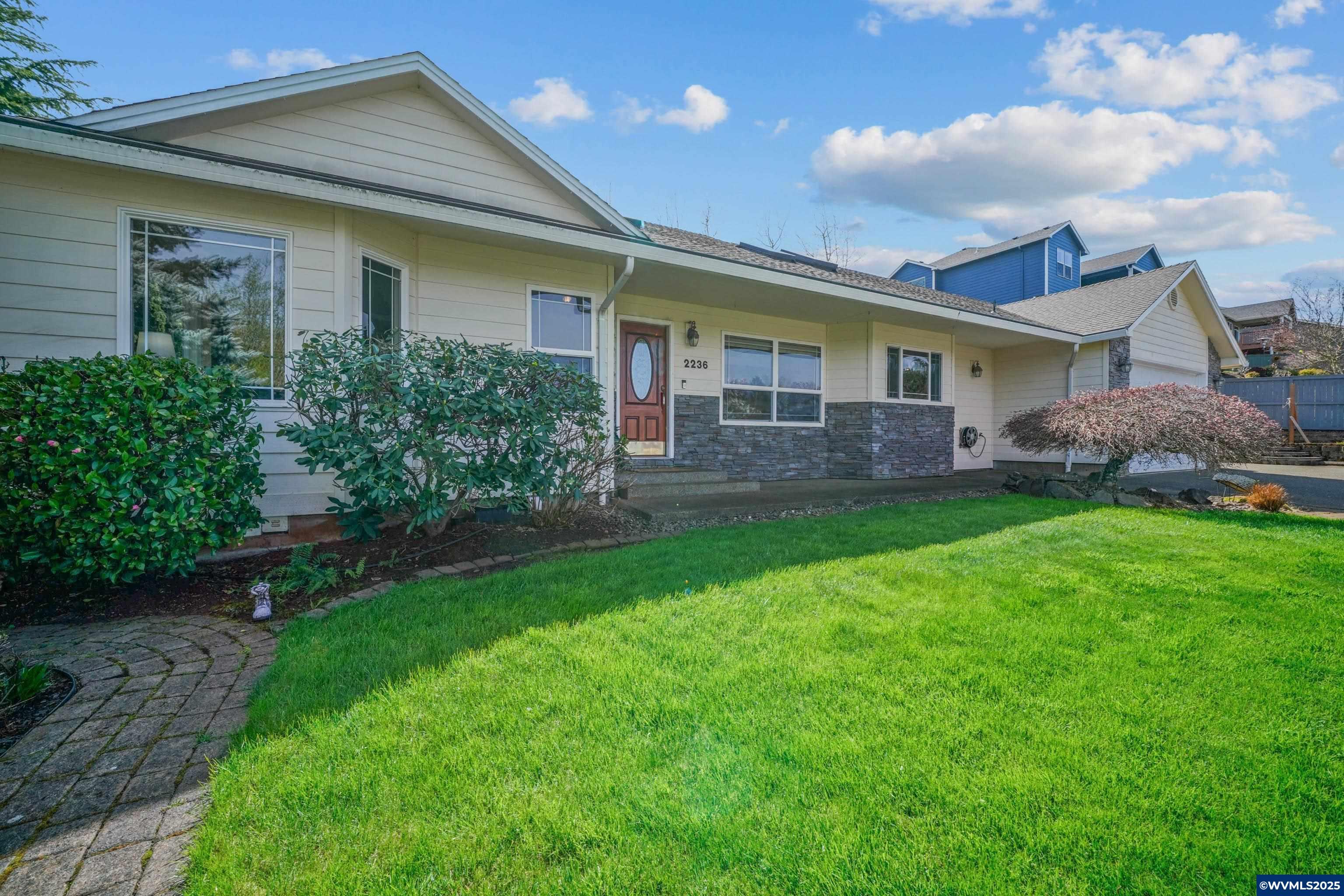 Salem, Oregon, 97306, United States, 3 Bedrooms Bedrooms, ,2 BathroomsBathrooms,Residential,For Sale,1762533