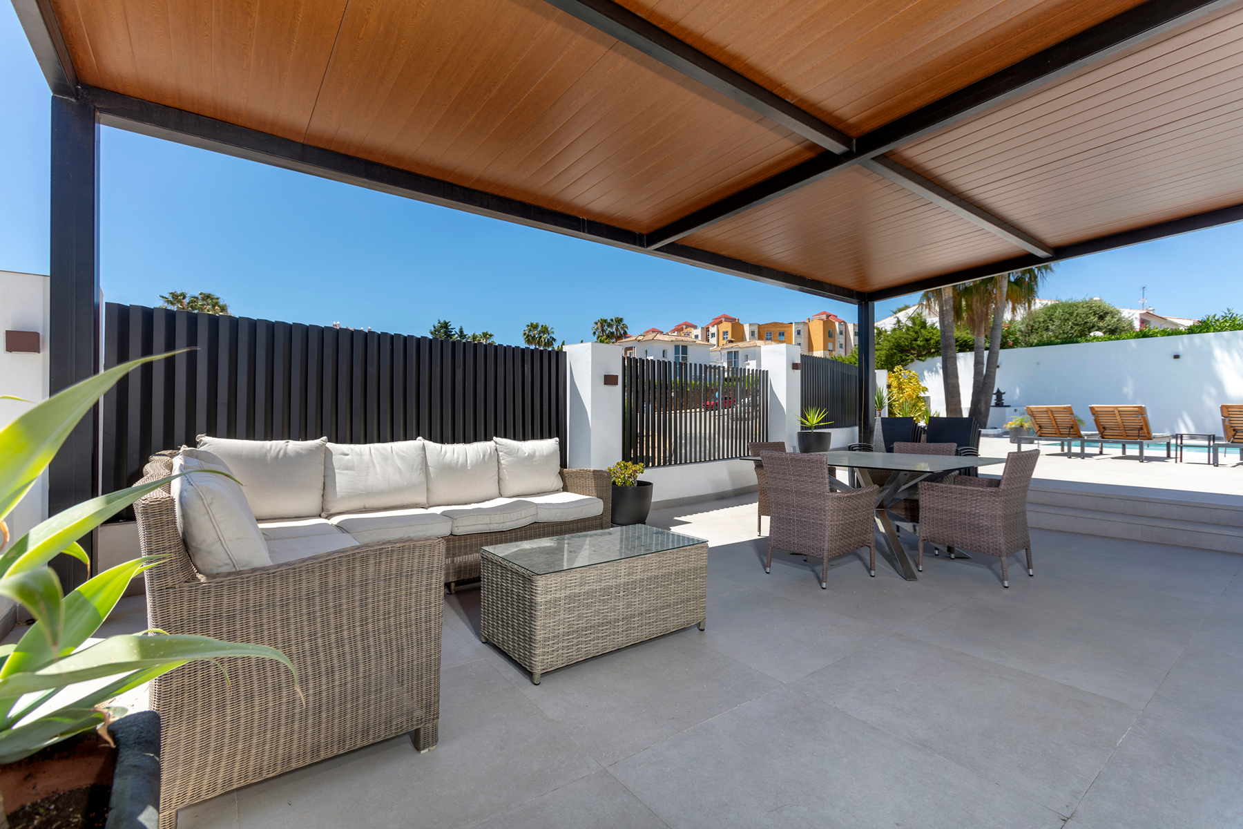  Fully renovated Andalusian style villa with panoramic sea and La Concha views - 物件實景