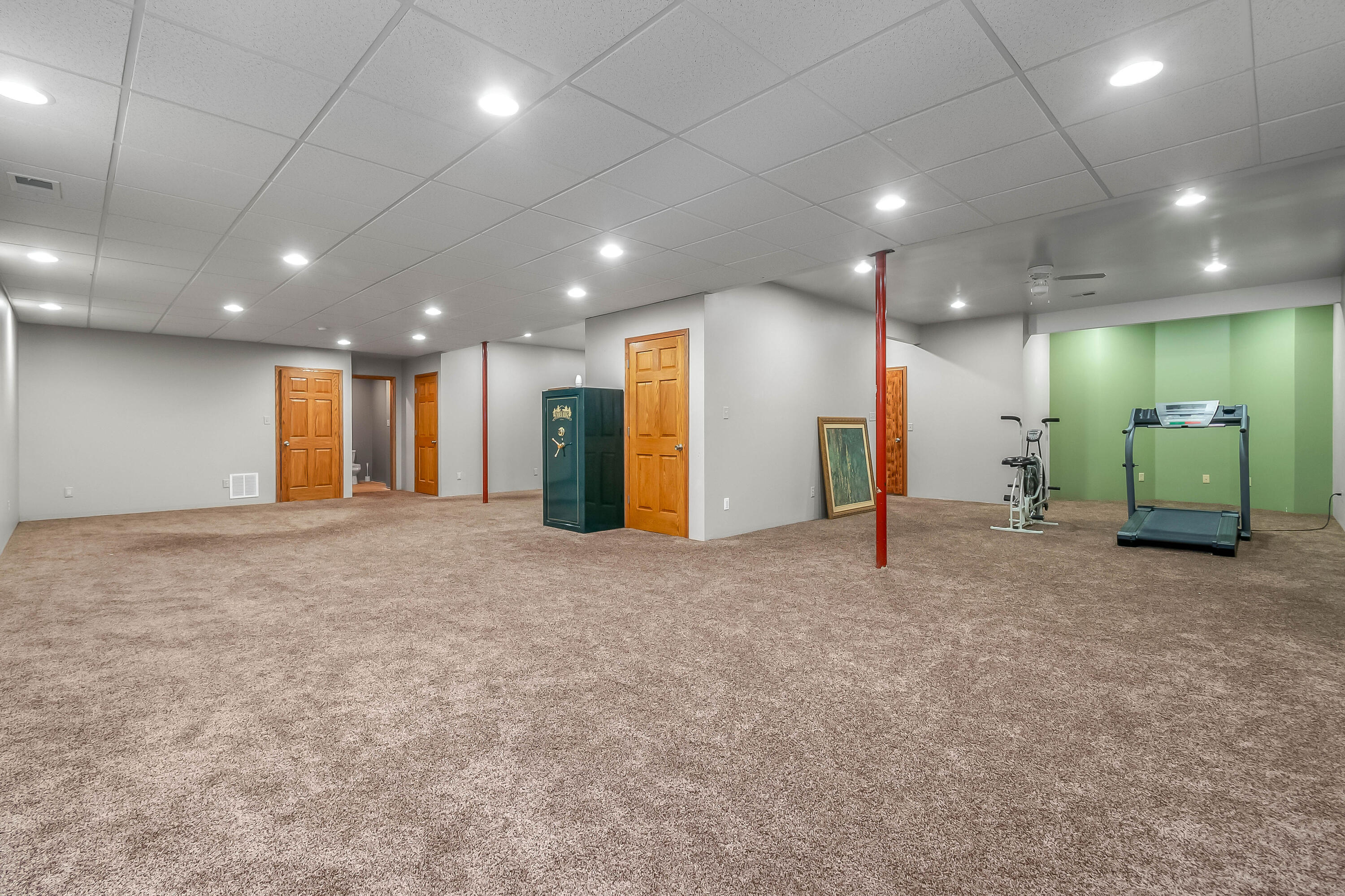 Hillsdale, Michigan, 49242, United States, 5 Bedrooms Bedrooms, ,3 BathroomsBathrooms,Residential,For Sale,1980121