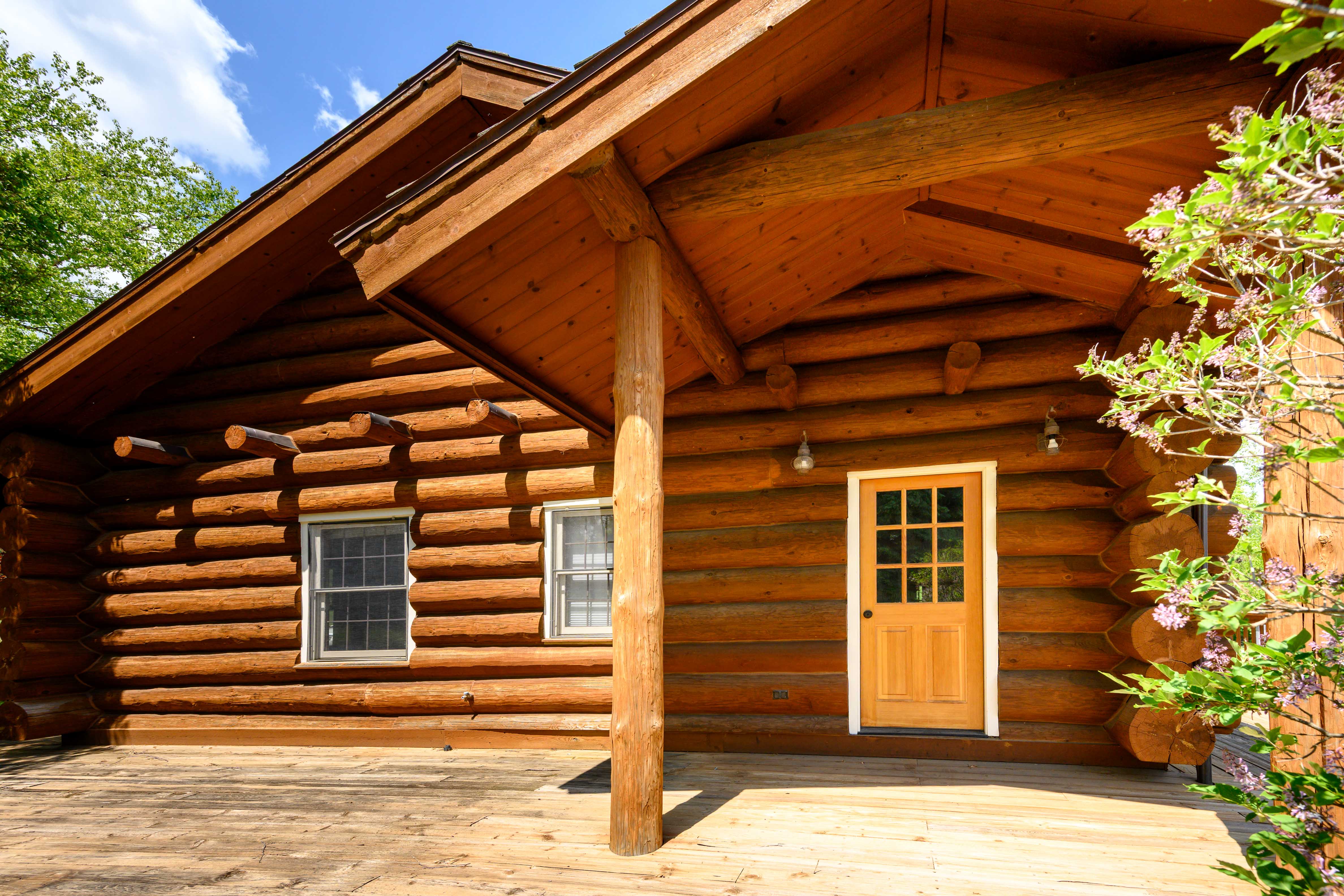  Stunning Real Log Home - 物件實景