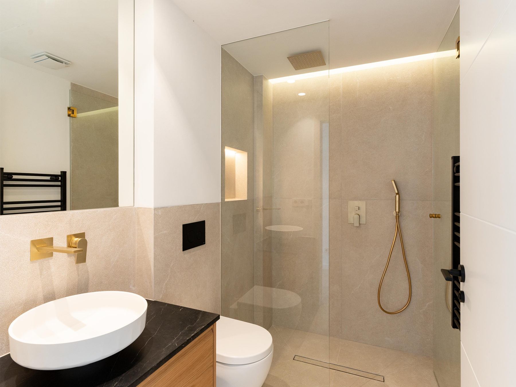  Contemporary apartment with views in Lloseta Mallorca - 物件實景