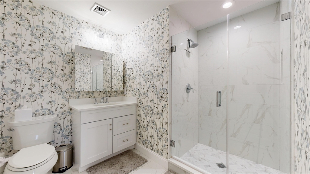 Peabody, Massachusetts, 01960, United States, 3 Bedrooms Bedrooms, ,4 BathroomsBathrooms,Residential,For Sale,2048851