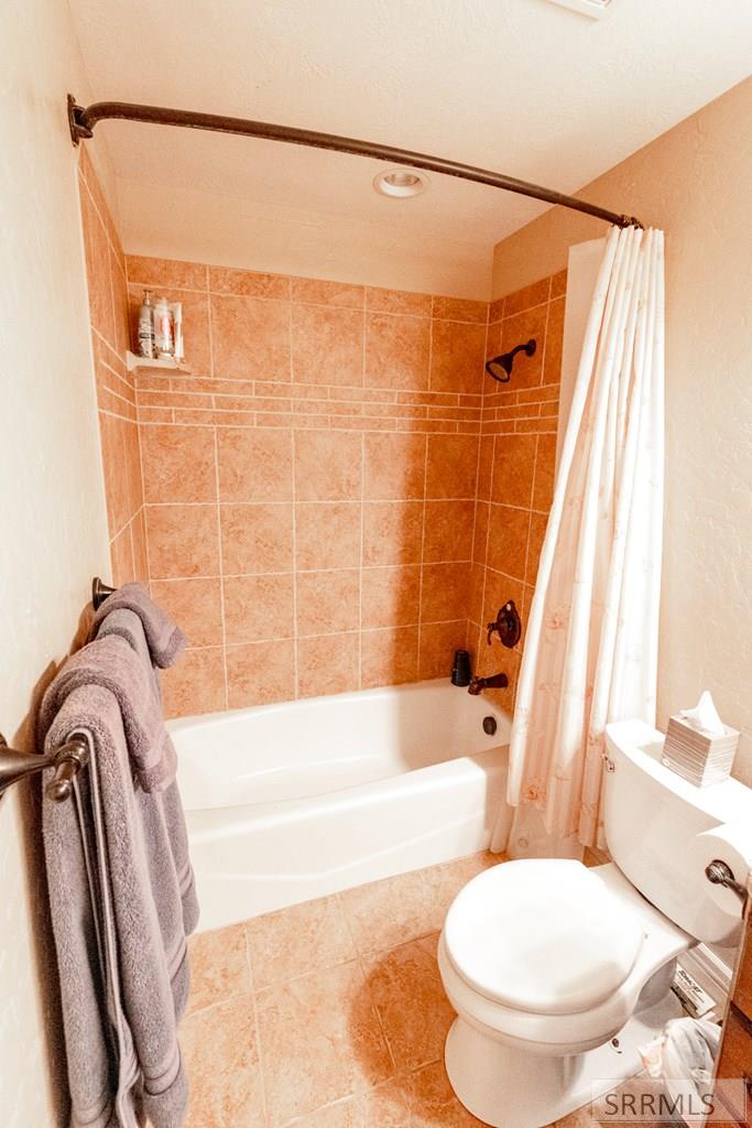 REXBURG, Idaho, 83440, United States, 4 Bedrooms Bedrooms, ,3 BathroomsBathrooms,Residential,For Sale,1944938