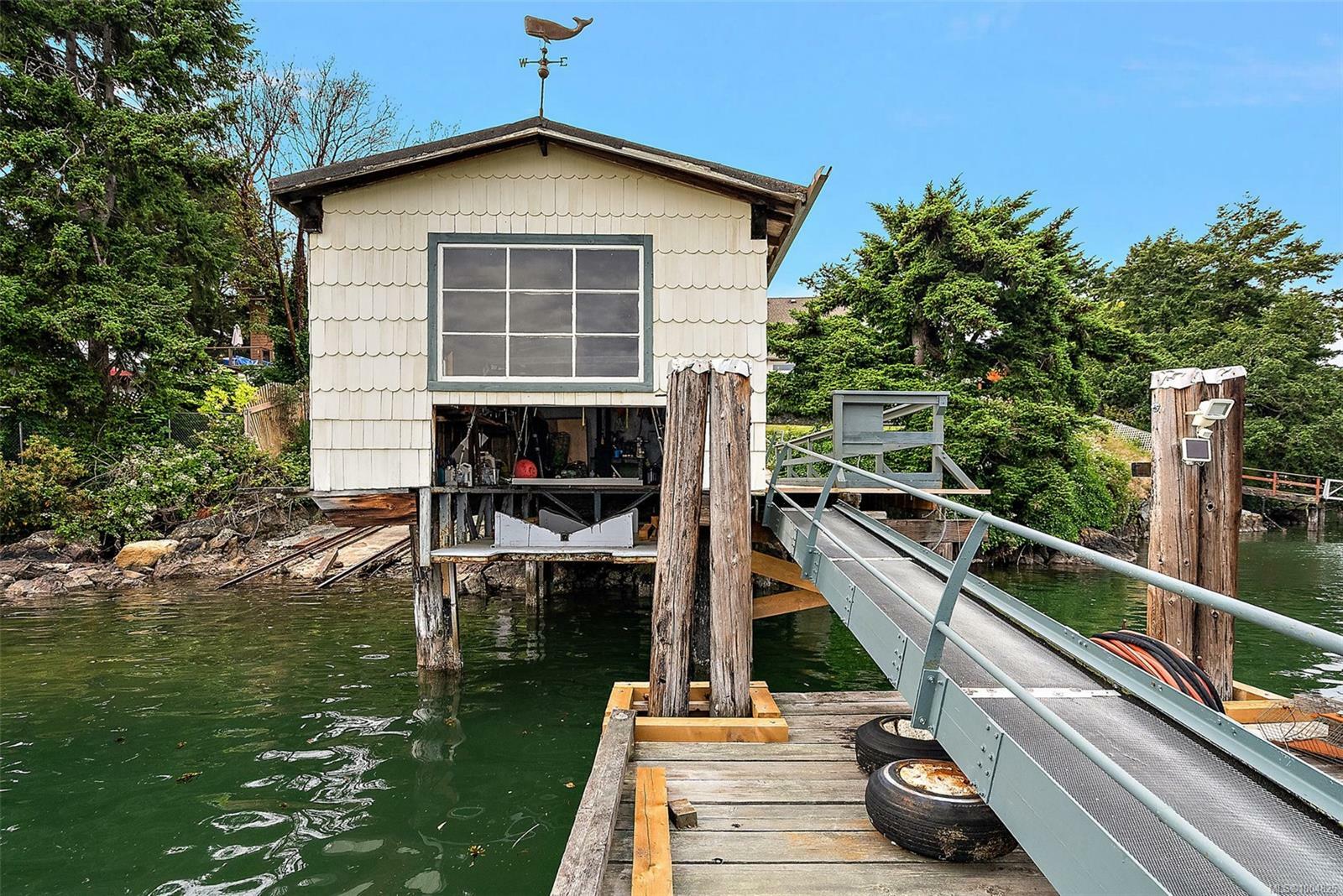 VIEW ROYAL, British Columbia, V9B 1A6, CA, 3 Bedrooms Bedrooms, ,Residential,For Sale,1883645