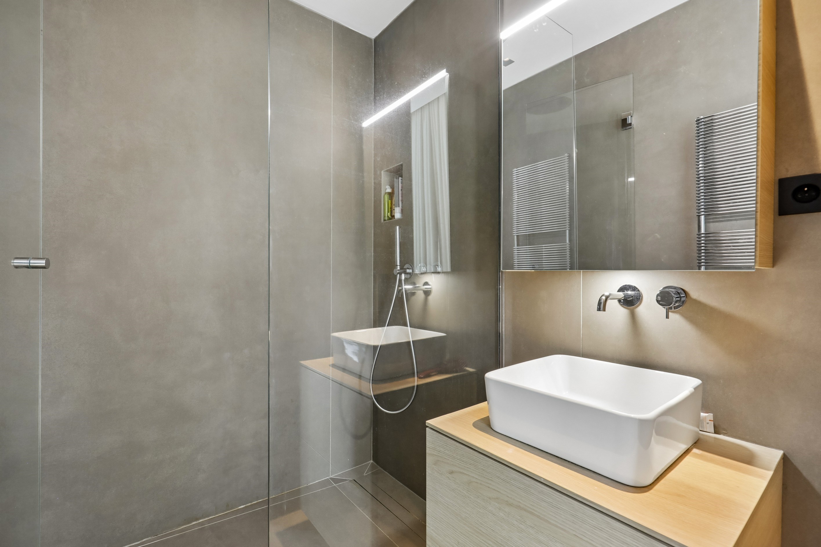  Perronet  Top-Floor Duplex with Terraces - 物件實景