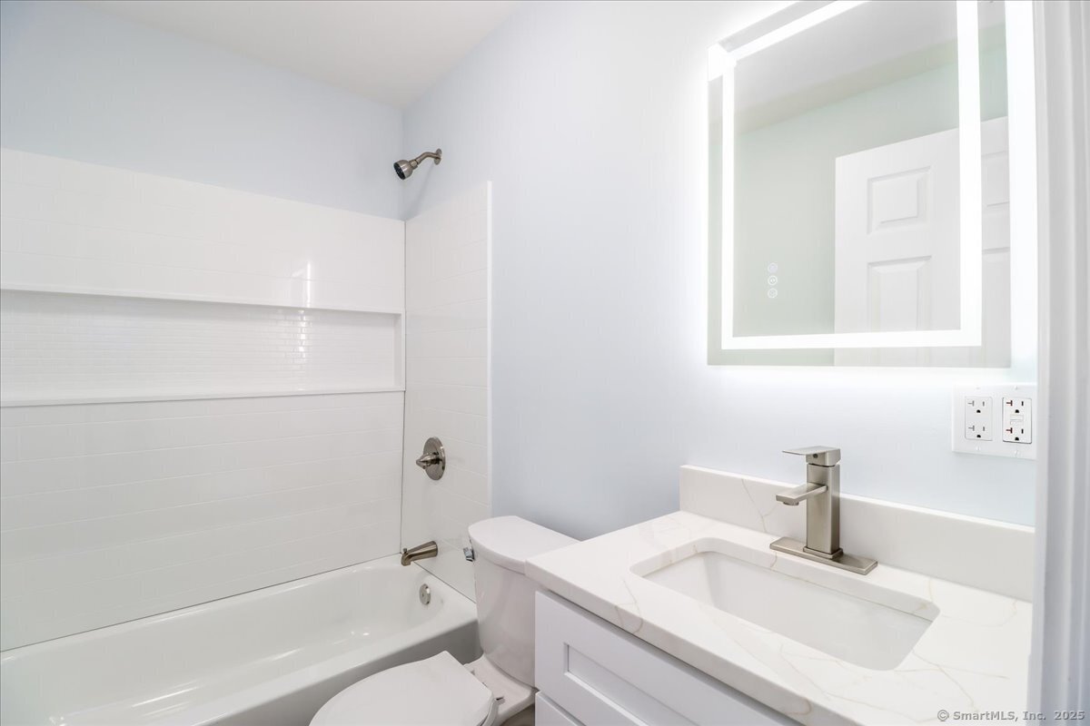 Monroe, Connecticut, 06468, United States, 3 Bedrooms Bedrooms, ,3 BathroomsBathrooms,Residential,For Sale,1883497
