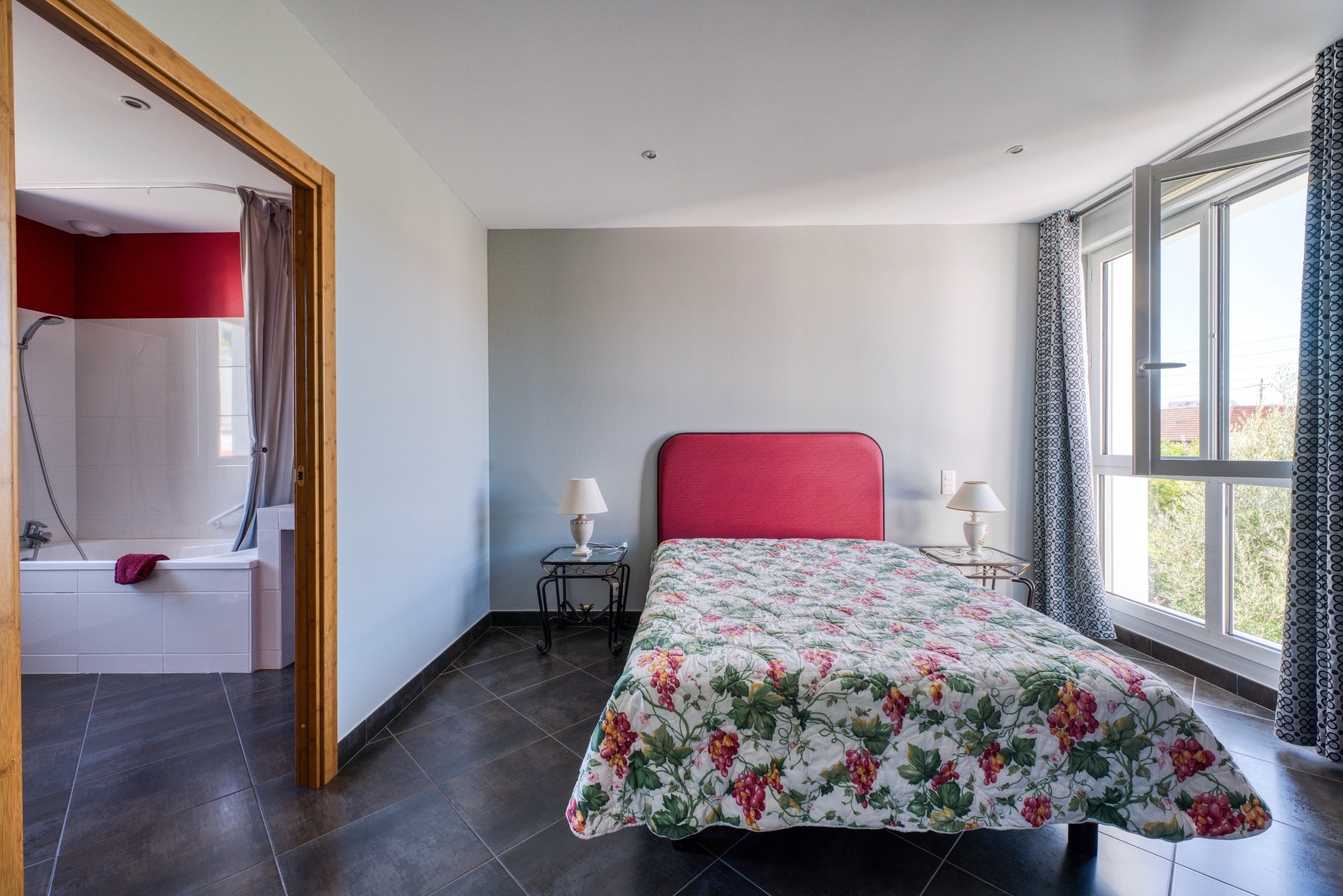  Elegant Contemporary Villa with Lift in the Heart of Royan - 物件實景