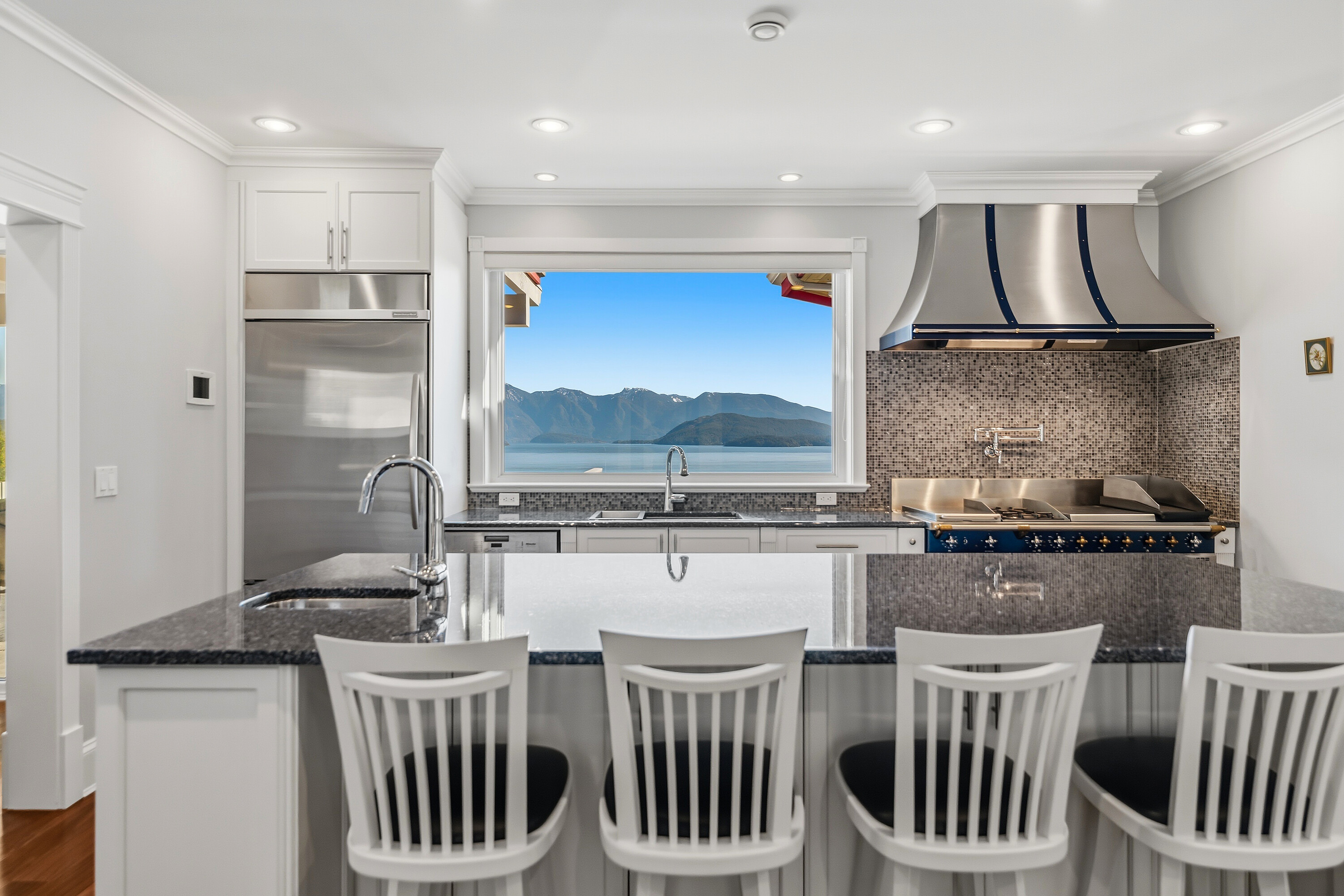  Gibsons, Sunshine Coast - 物件實景