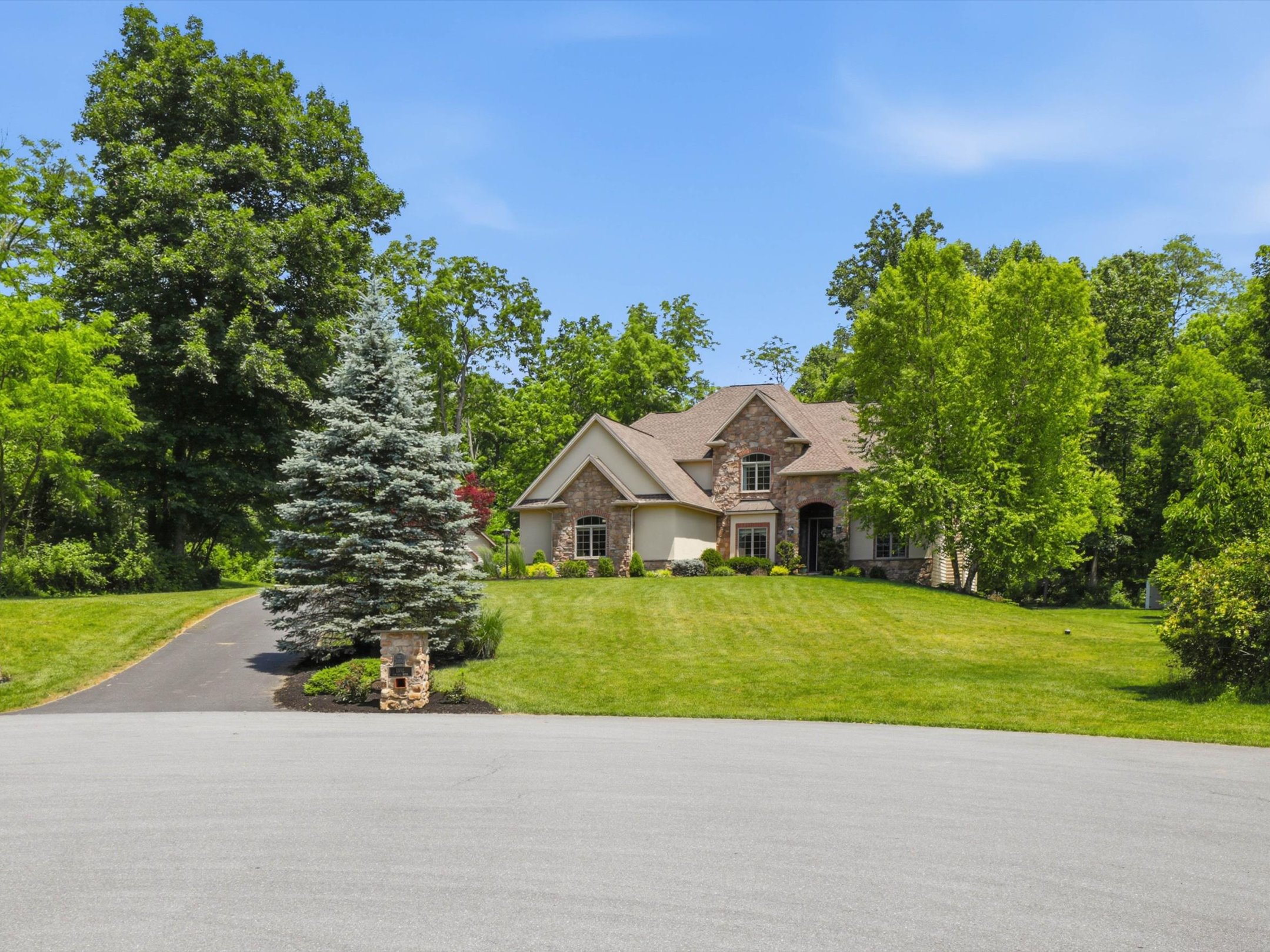  1392 Fox Hill Dr, Palmyra, PA 17078 - 物件實景