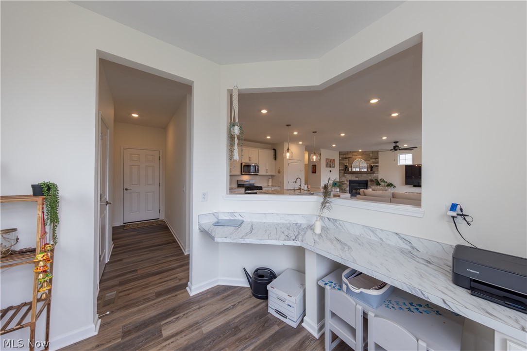 Aurora, Ohio, 44202, United States, 3 Bedrooms Bedrooms, ,3 BathroomsBathrooms,Residential,For Sale,2030773