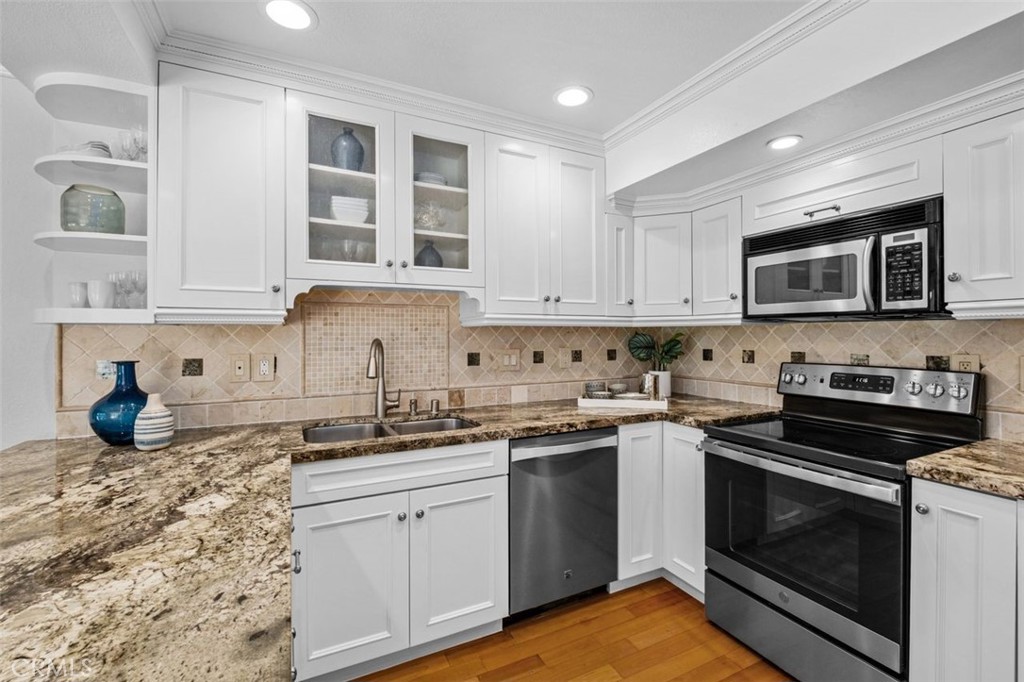 Newport Beach, California, 92660, United States, 3 Bedrooms Bedrooms, ,3 BathroomsBathrooms,Residential,For Sale,2001862