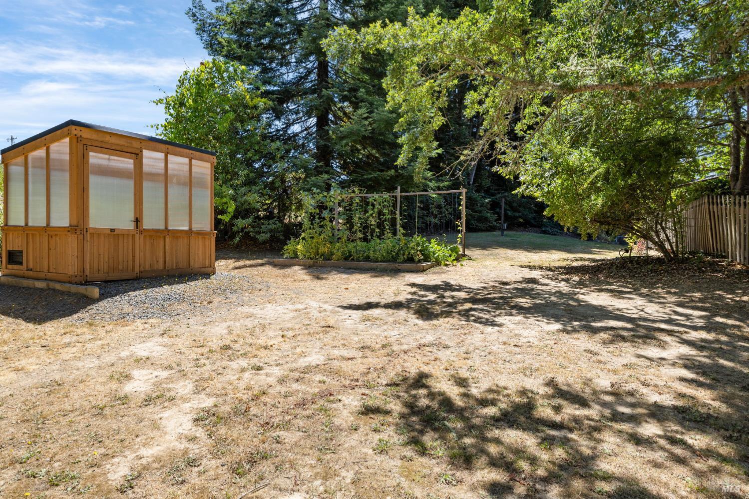 Sebastopol, California, 95472, United States, 4 Bedrooms Bedrooms, ,5 BathroomsBathrooms,Residential,For Sale,1980868