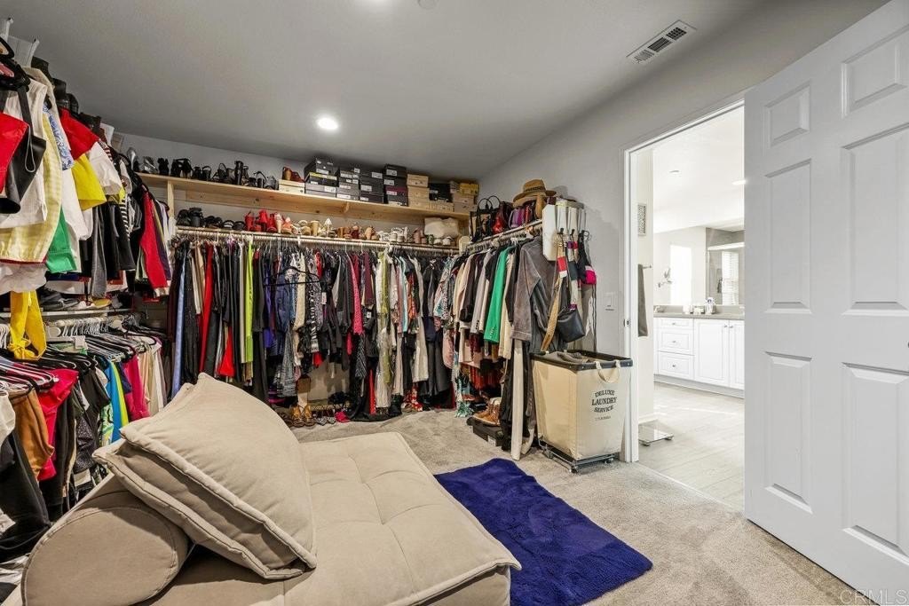 Valley Center, California, 92082, United States, 5 Bedrooms Bedrooms, ,4 BathroomsBathrooms,Residential,For Sale,1950839