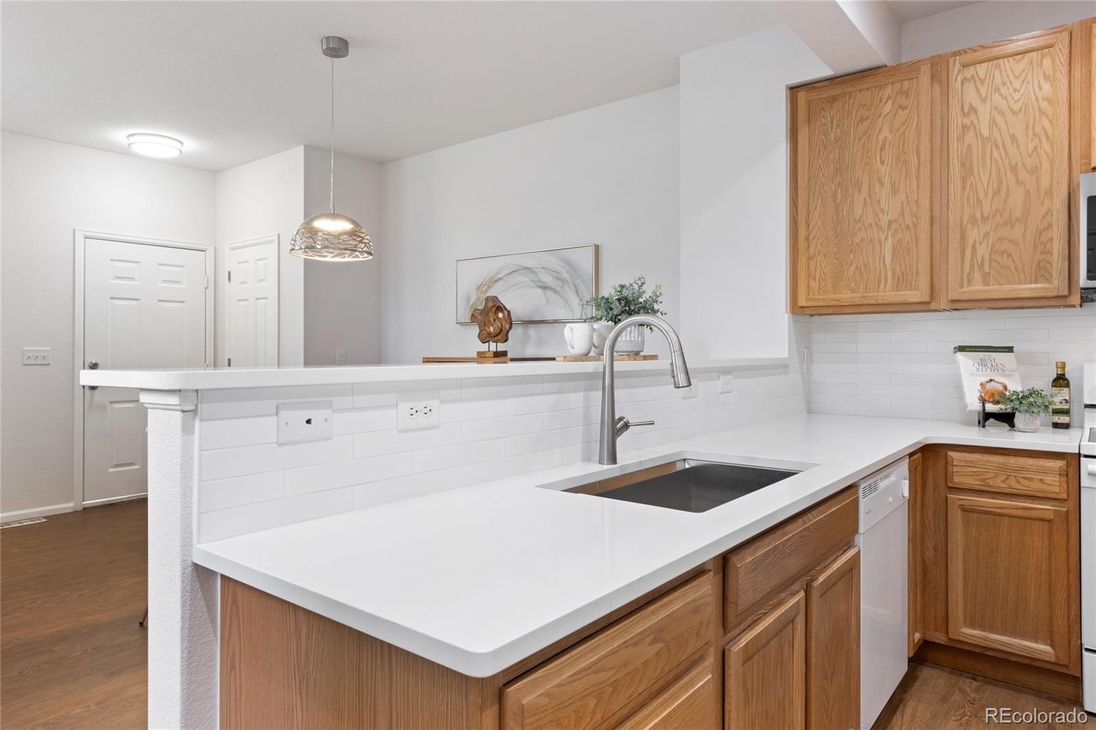 Arvada, Colorado, 80002, United States, 3 Bedrooms Bedrooms, ,3 BathroomsBathrooms,Residential,For Sale,1785067