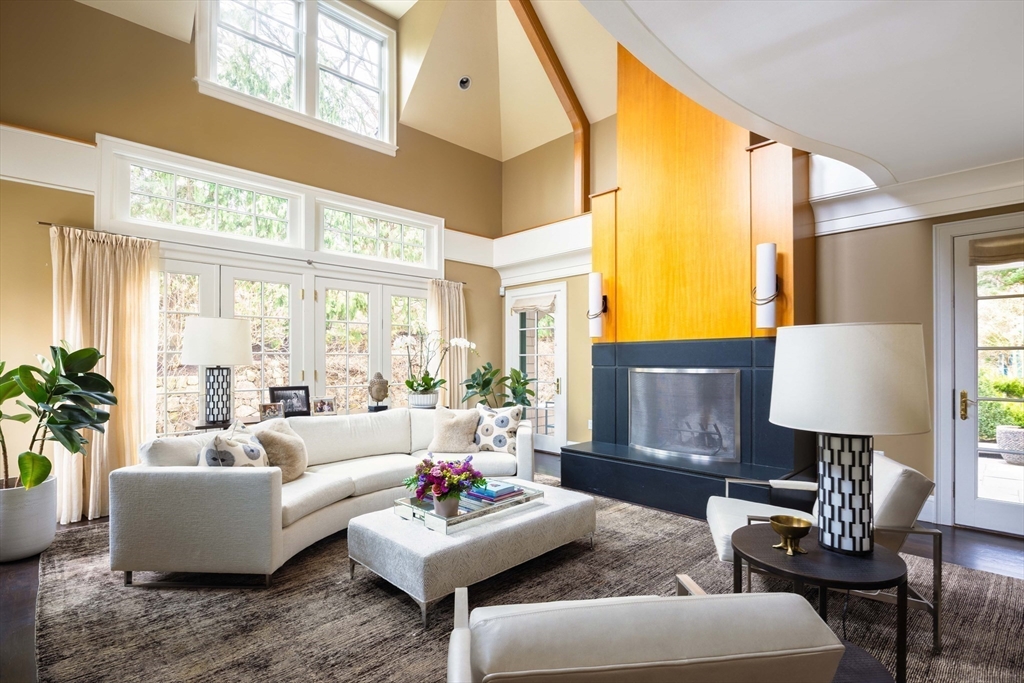 Brookline, Massachusetts, 02445, United States, 6 Bedrooms Bedrooms, ,8 BathroomsBathrooms,Residential,For Sale,1951520