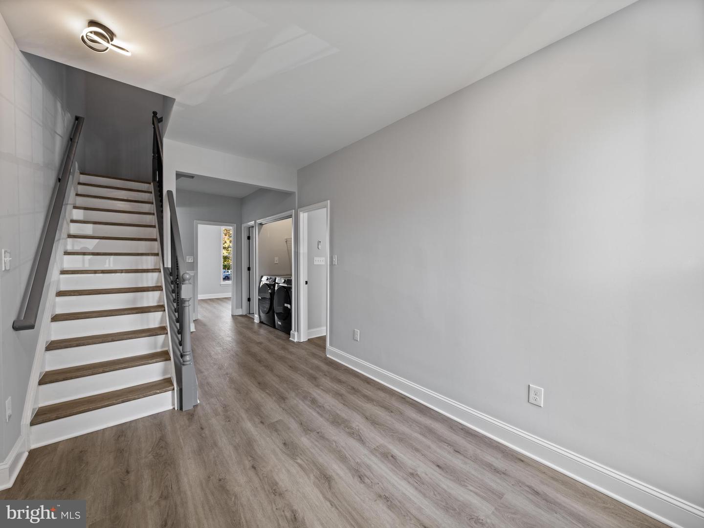 Herndon, Virginia, 20171, United States, 4 Bedrooms Bedrooms, ,4 BathroomsBathrooms,Residential,For Sale,1989077