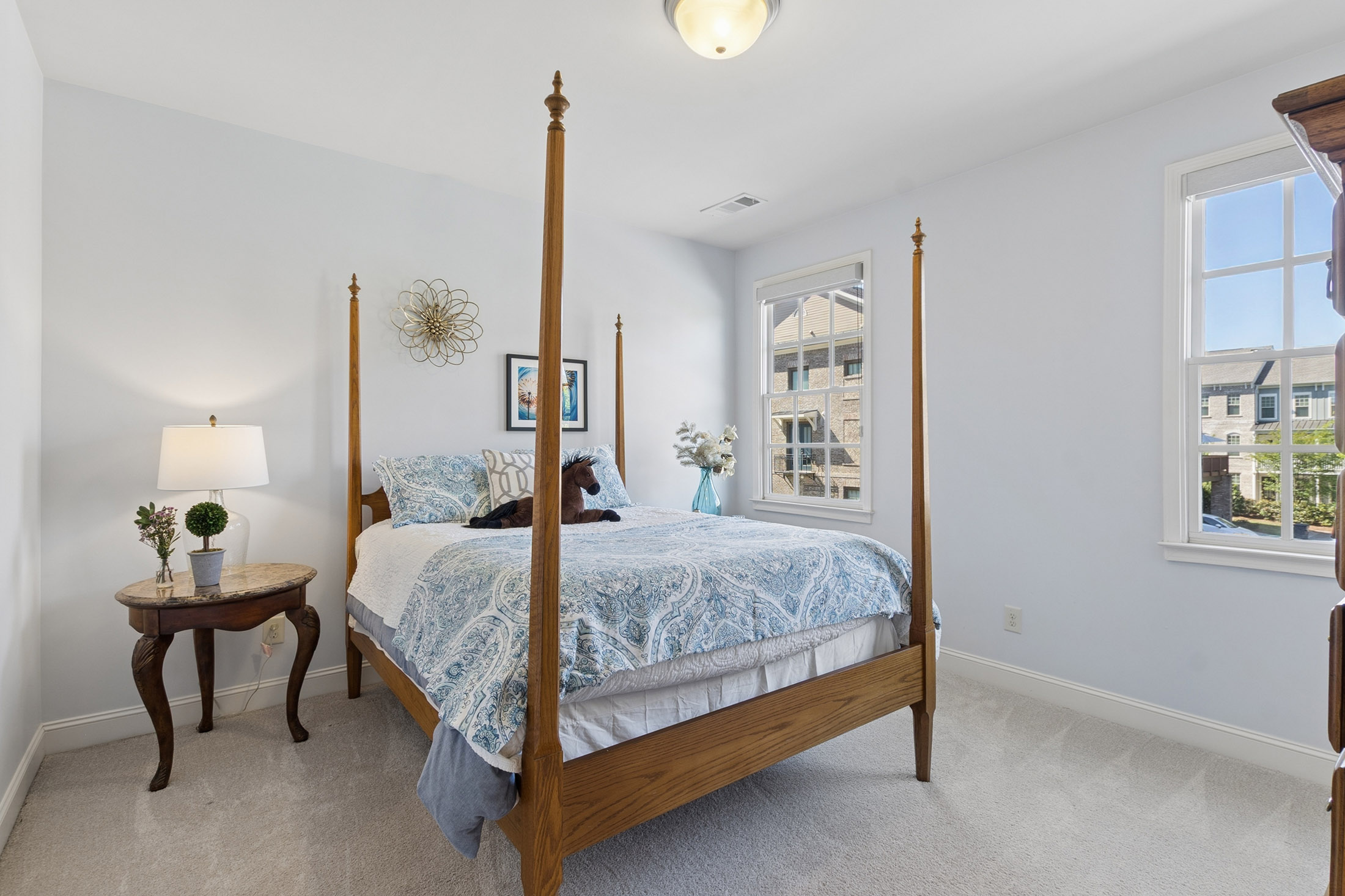  Charming Cape Cod Cottage Style Townhome - 物件實景