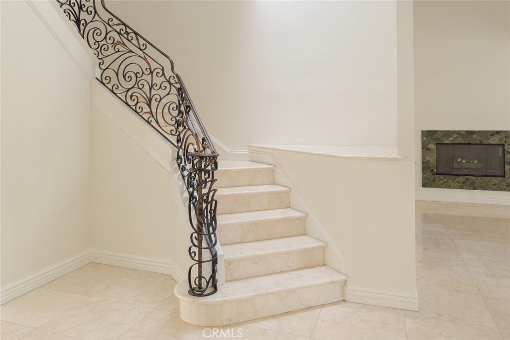 Arcadia, California, 91007, United States, 4 Bedrooms Bedrooms, ,5 BathroomsBathrooms,Residential,For Sale,1902018