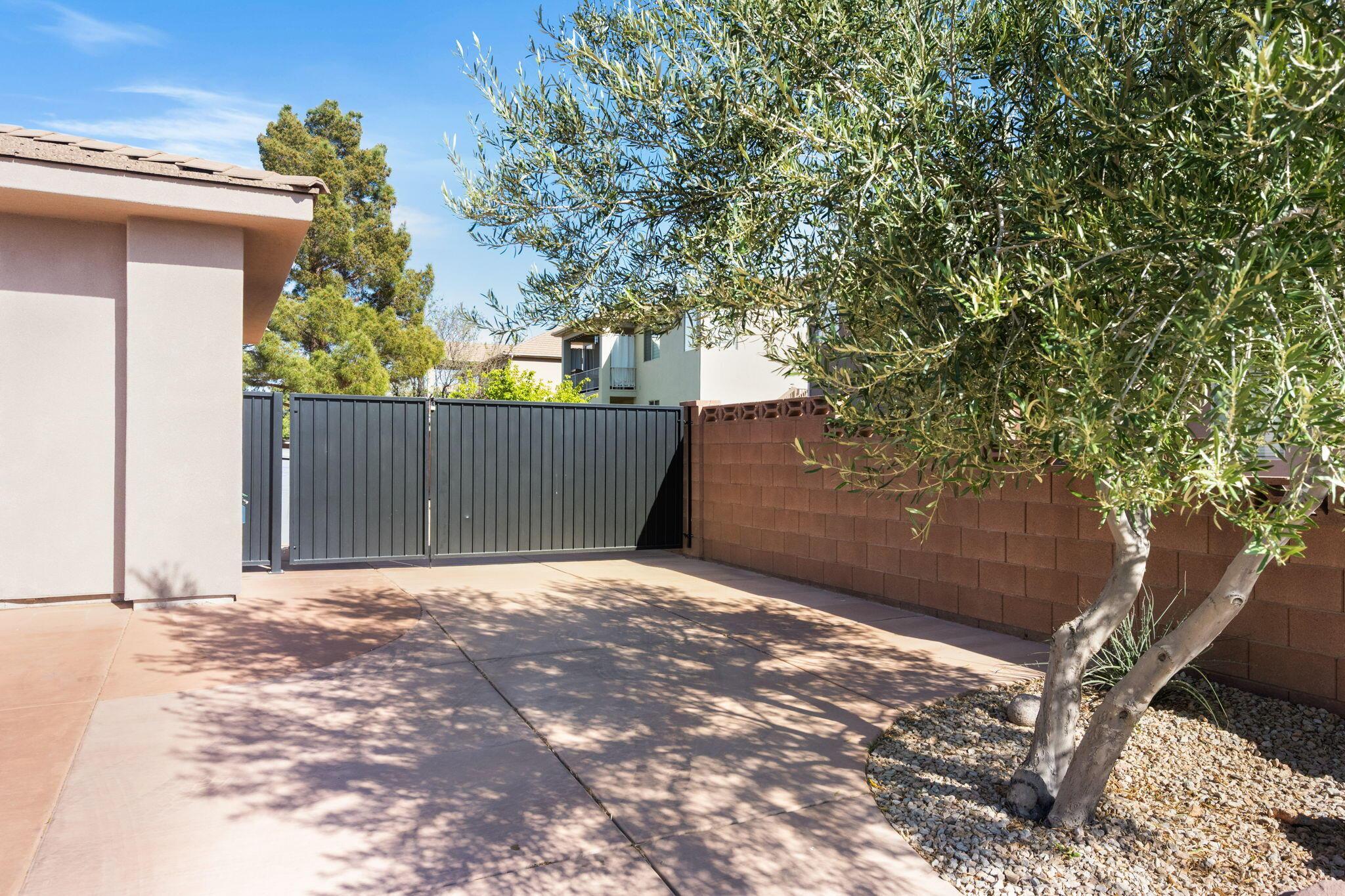 St George, Utah, 84790, United States, 3 Bedrooms Bedrooms, ,2 BathroomsBathrooms,Residential,For Sale,1878970