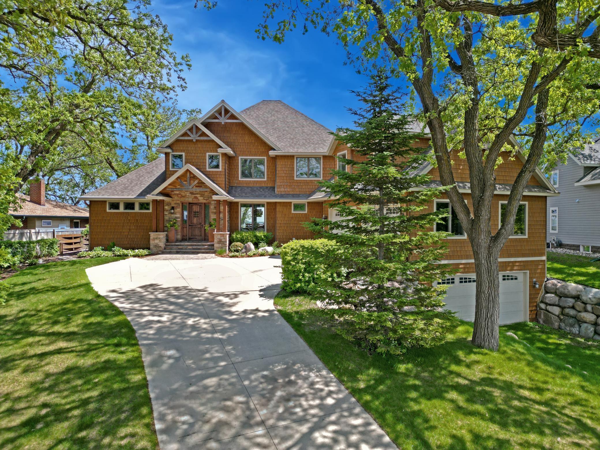 Spicer, Minnesota, 56288, United States, 5 Bedrooms Bedrooms, ,3 BathroomsBathrooms,Residential,For Sale,1993324