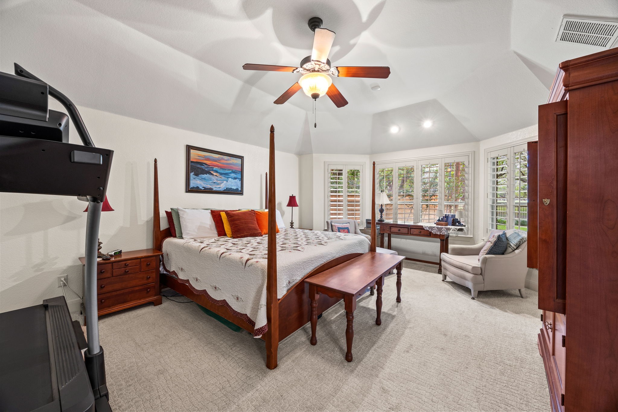 Granbury, Texas, 76049, United States, 3 Bedrooms Bedrooms, ,3 BathroomsBathrooms,Residential,For Sale,1927180