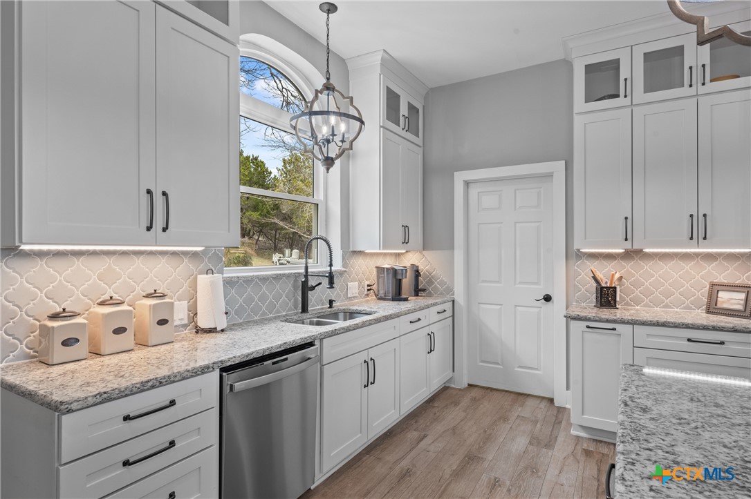 Belton, Texas, 76513, United States, 4 Bedrooms Bedrooms, ,3 BathroomsBathrooms,Residential,For Sale,1989354