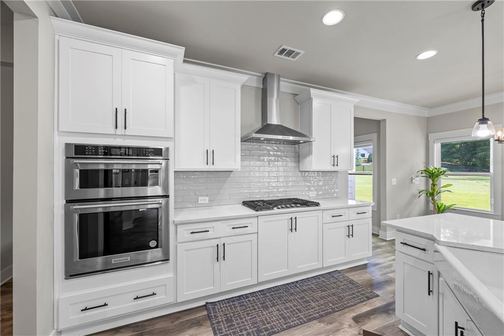 Cumming, Georgia, 30041, United States, 4 Bedrooms Bedrooms, ,5 BathroomsBathrooms,Residential,For Sale,1977263