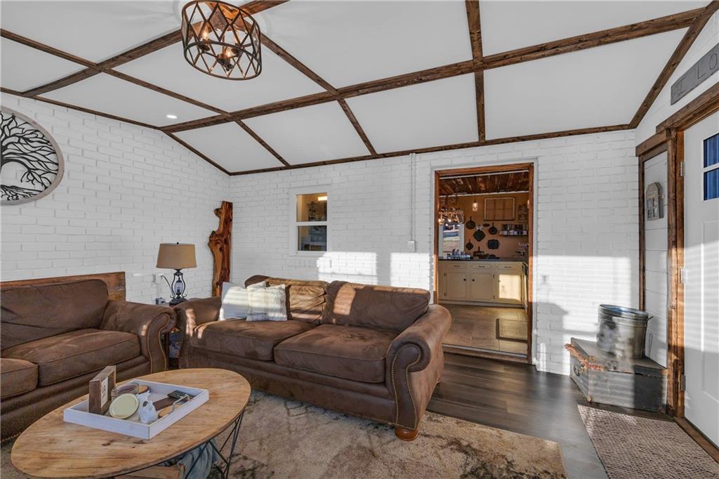 Jasper, Georgia, 30143, United States, 4 Bedrooms Bedrooms, ,2 BathroomsBathrooms,Residential,For Sale,1982973