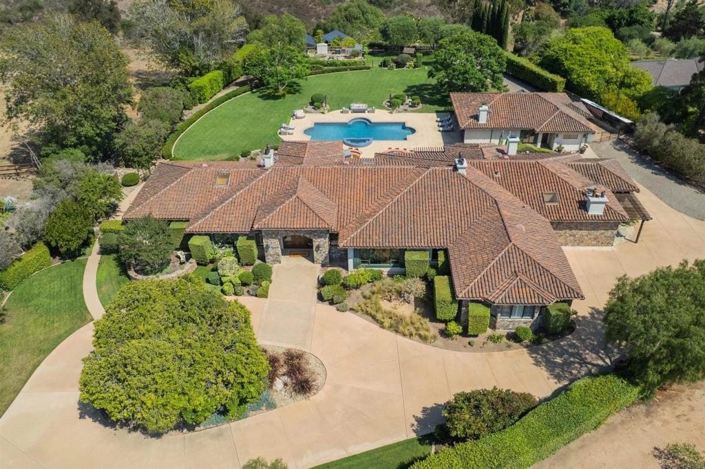 Rancho Santa Fe, California, 92067, United States, 6 Bedrooms Bedrooms, ,7 BathroomsBathrooms,Residential,For Sale,1847719