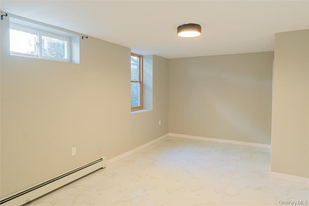 Amityville, New York, 11701, United States, 6 Bedrooms Bedrooms, ,3 BathroomsBathrooms,Residential,For Sale,1989653