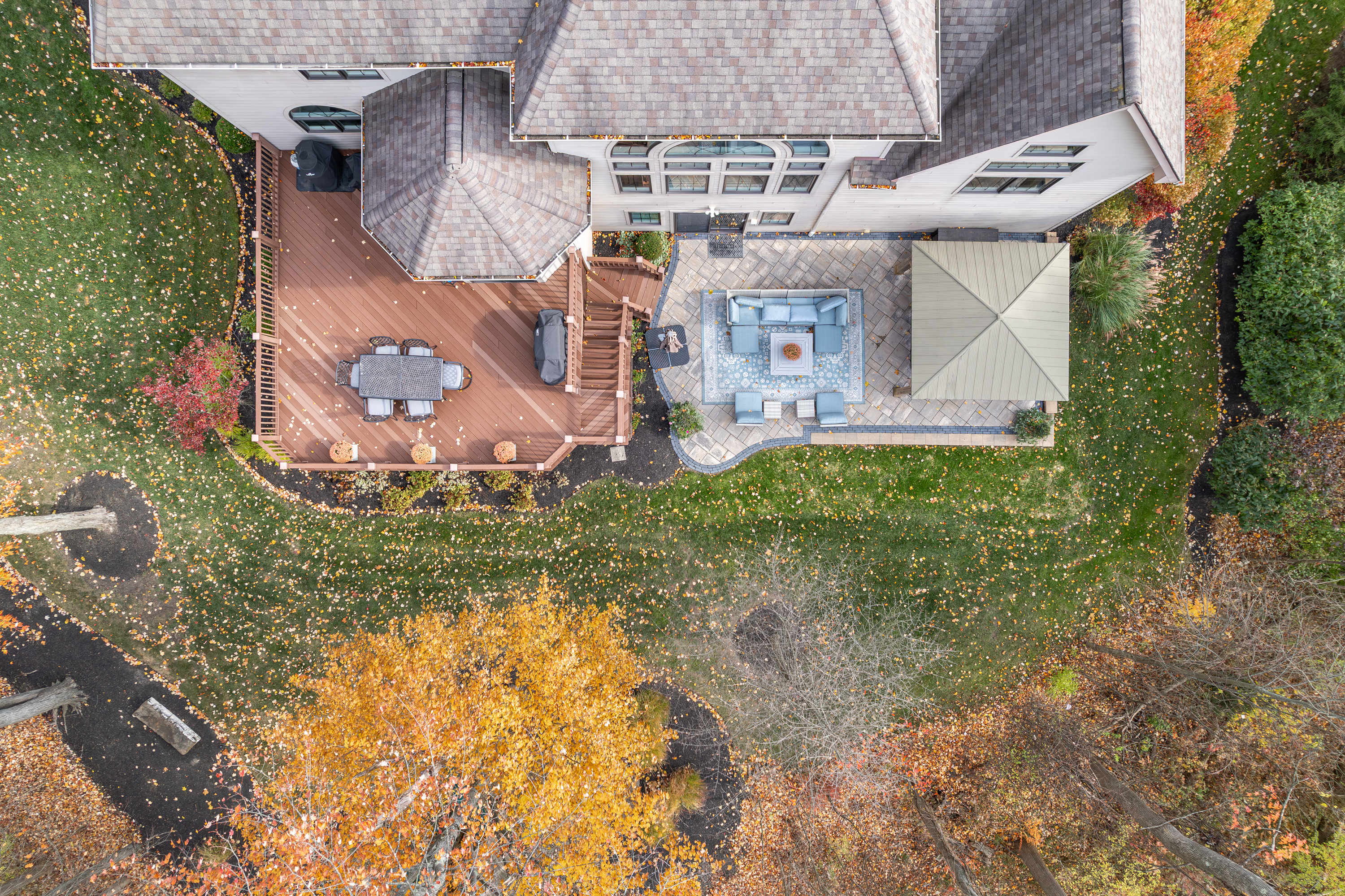 Strongsville, Ohio, 44136, United States, 4 Bedrooms Bedrooms, ,5 BathroomsBathrooms,Residential,For Sale,1988624