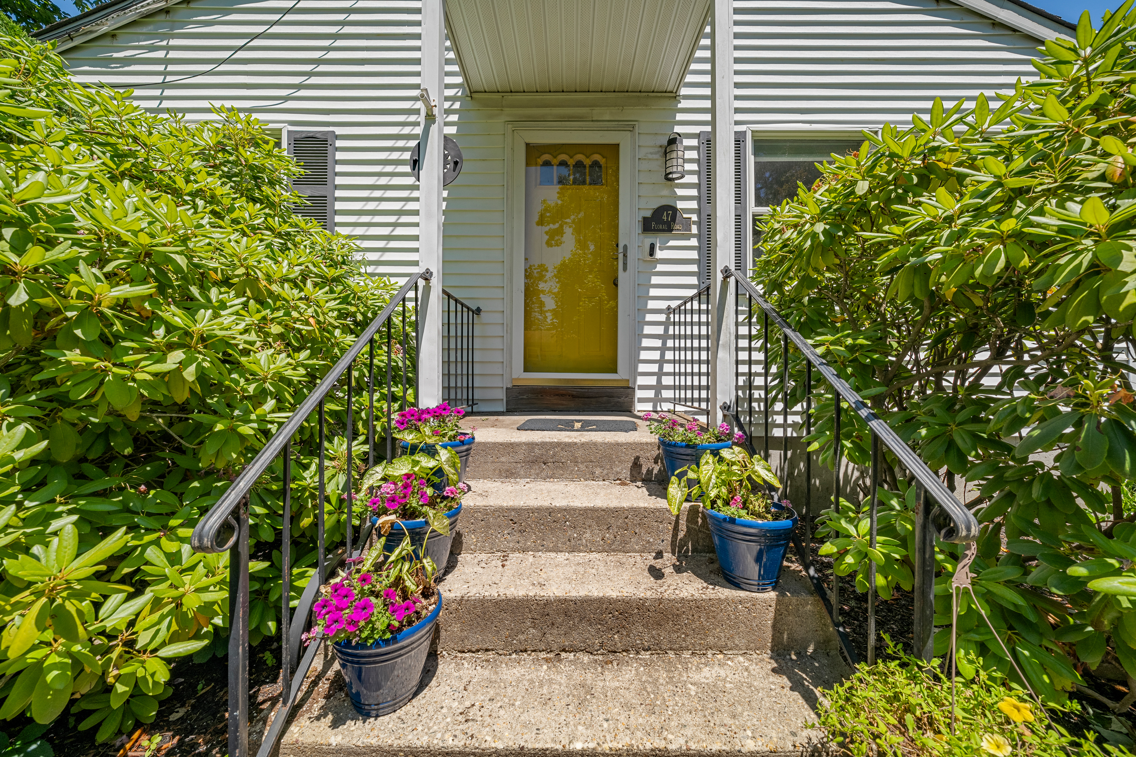  47 Floral Road, Rocky Point, NY, 11778 - 物件實景