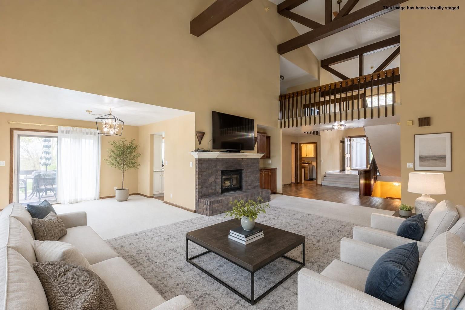 Sioux City, Iowa, 51104, United States, 4 Bedrooms Bedrooms, ,5 BathroomsBathrooms,Residential,For Sale,2042014