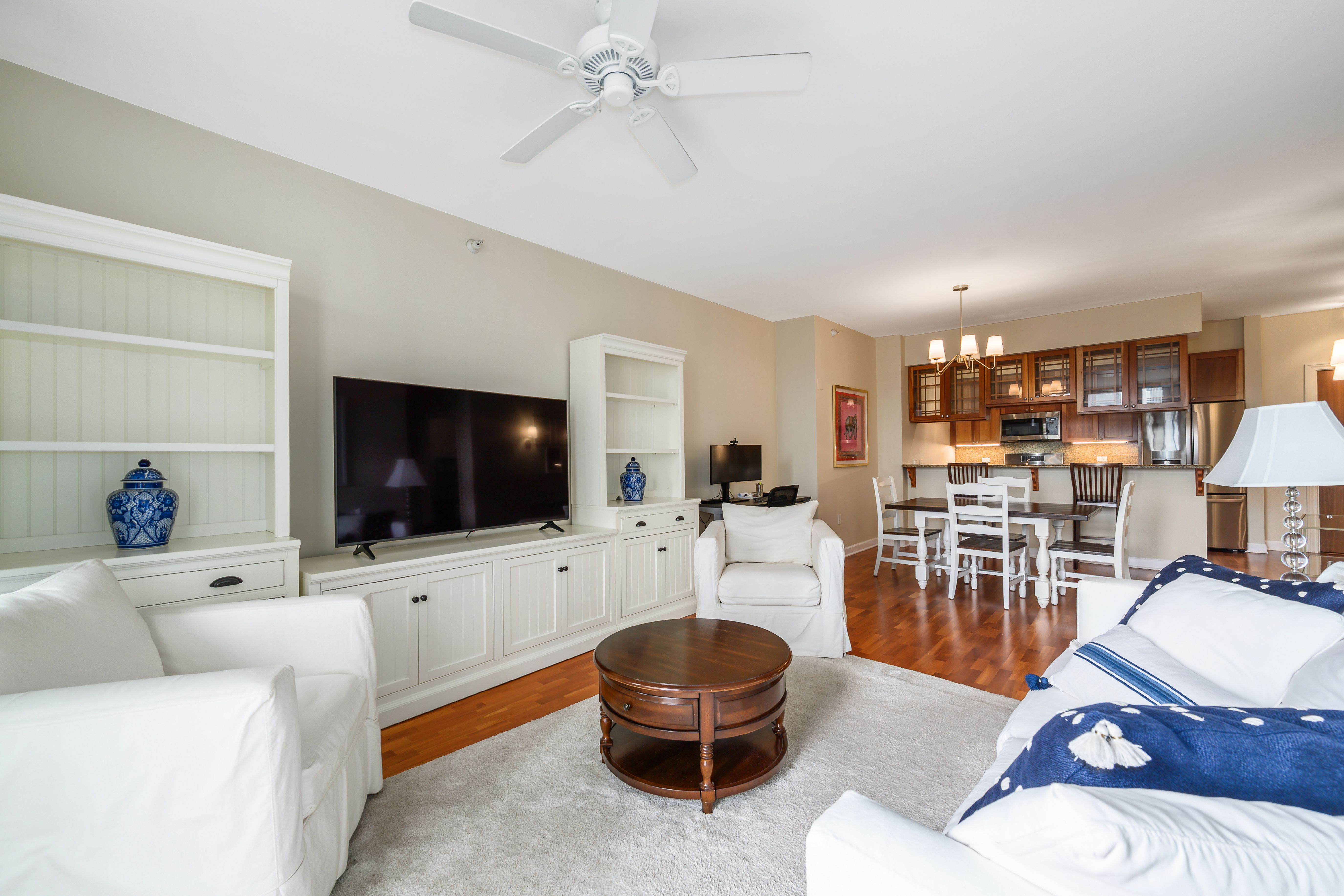 Wonderful One Bedroom Condo in South Loop
