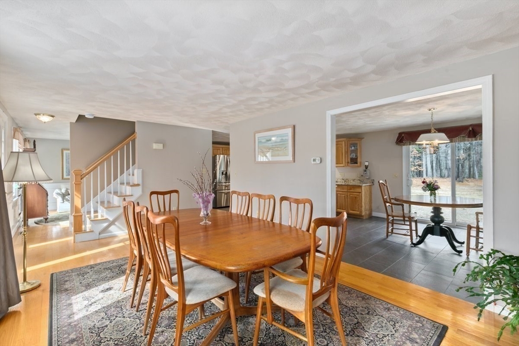 Merrimac, Massachusetts, 01860, United States, 3 Bedrooms Bedrooms, ,3 BathroomsBathrooms,Residential,For Sale,1983762