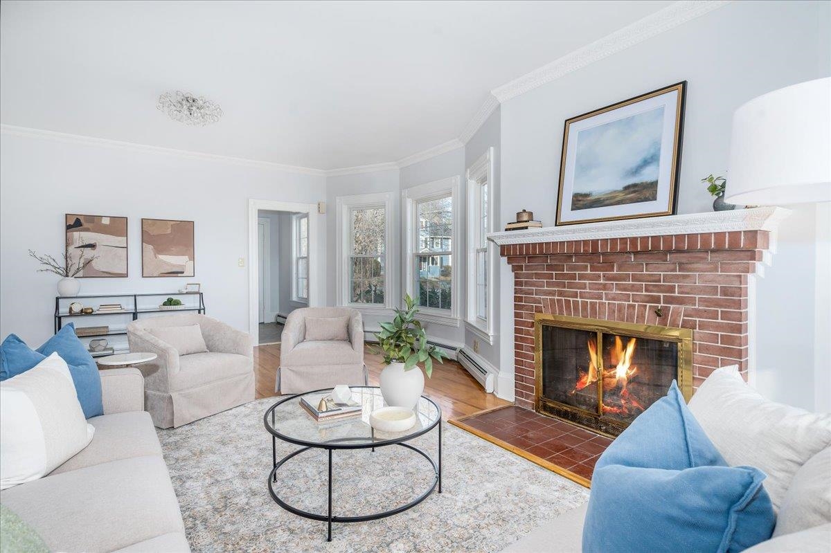 Nashua, New Hampshire, 03064, United States, 4 Bedrooms Bedrooms, ,3 BathroomsBathrooms,Residential,For Sale,1901242