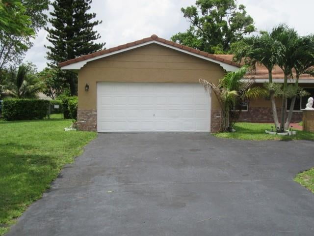 Coral Springs, Florida, 33065, United States, 3 Bedrooms Bedrooms, ,2 BathroomsBathrooms,Residential,For Sale,1904418
