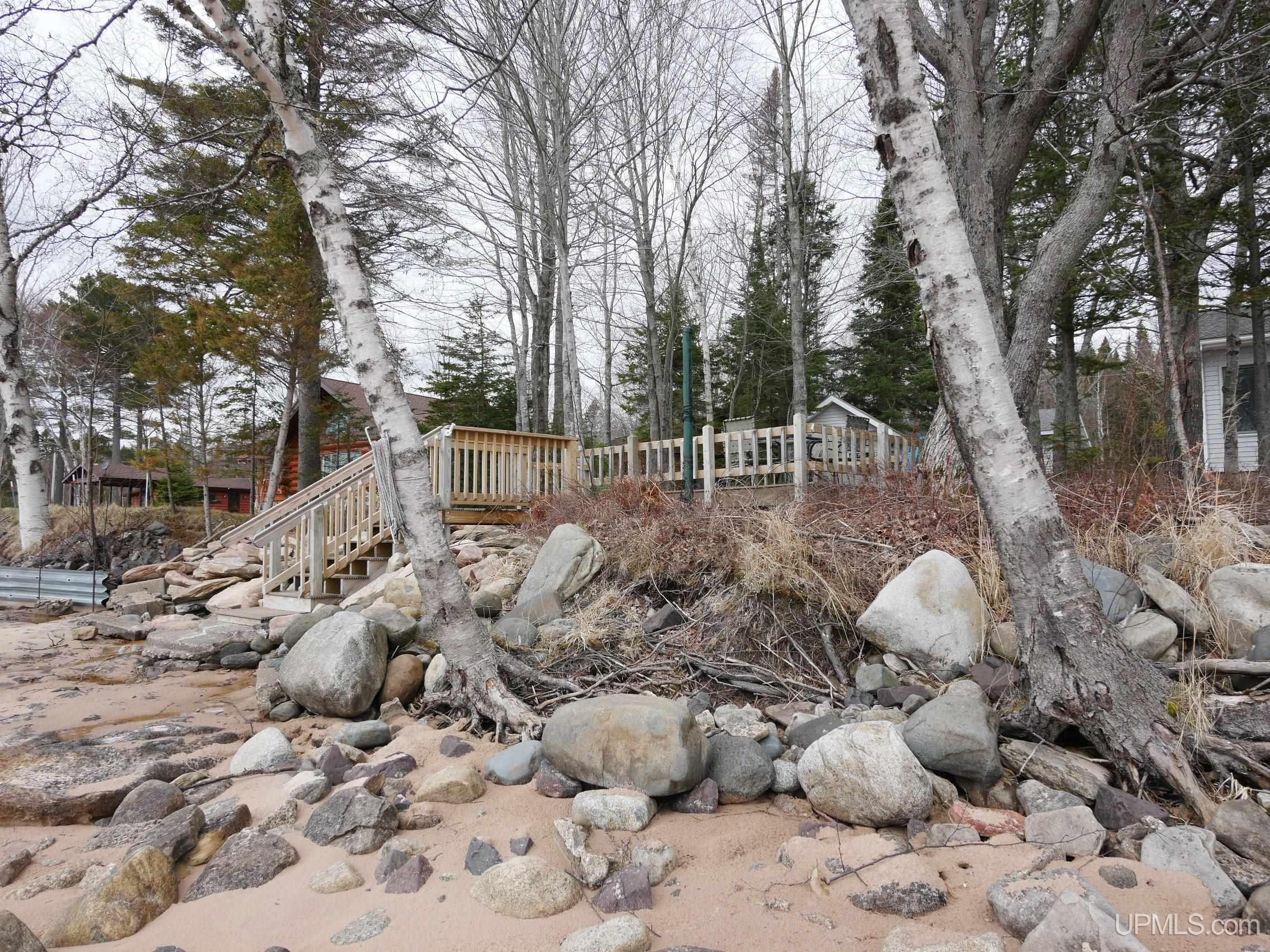 Lake Linden, Michigan, 49945, United States, 3 Bedrooms Bedrooms, ,3 BathroomsBathrooms,Residential,For Sale,1881345