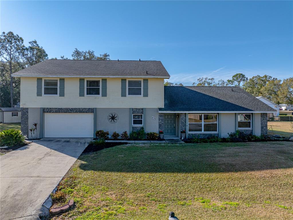 Lakeland, Florida, 33810, United States, 5 Bedrooms Bedrooms, ,4 BathroomsBathrooms,Residential,For Sale,1696884